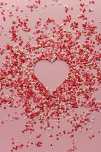 Ah, la Saint-Valentin, fête des amoureux et occasion de célébrer l&rsquo;amour avec un soupçon de mystère et de sensualité. Et quoi de mieux que d&rsquo;offrir des fleurs pour enflammer les passions amoureuses? Mais quelle fleur choisir pour marquer les esprits [&hellip;]