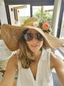 Retrouvez le fleuriste LA MAIN VERTE 974 situé à 17 Rue Labourdonnais, St Paul 97460, La Réunion (97460) en Guadeloupe pour un bouquet de fleur, une livraison de fleurs dans le département Guadeloupe. Vous pourrez consulter facilement les horaires d&rsquo;ouverture [&hellip;]