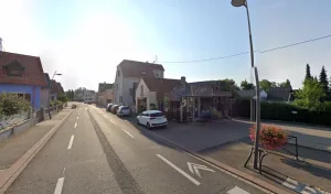 Un Matin De Mai Fleuri à Oberschaeffolsheim