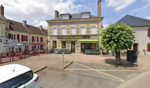 Halles des Amoges à Saint-Benin-d'Azy