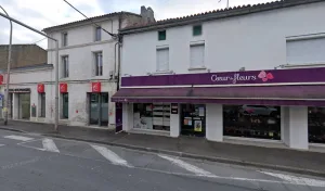 coeur de fleurs à Gond-Pontouvre