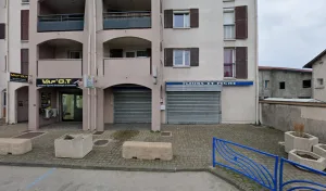 Fleurs et Pêche à Loyettes