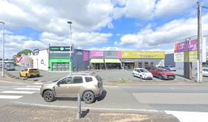 LA HALLE AUX FLEURS à La Roche-sur-Yon